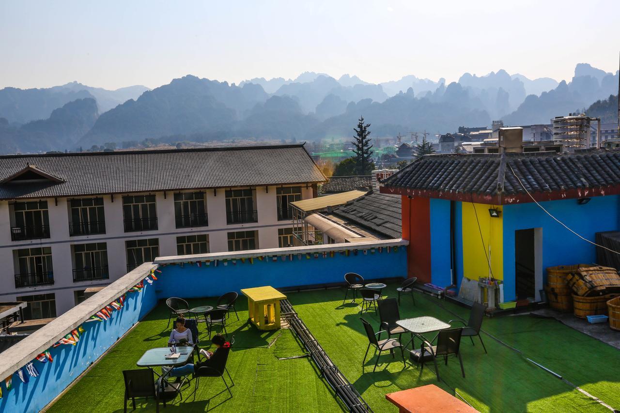 Comma Travel International Youth Hotel Zhangjiajie Exterior photo